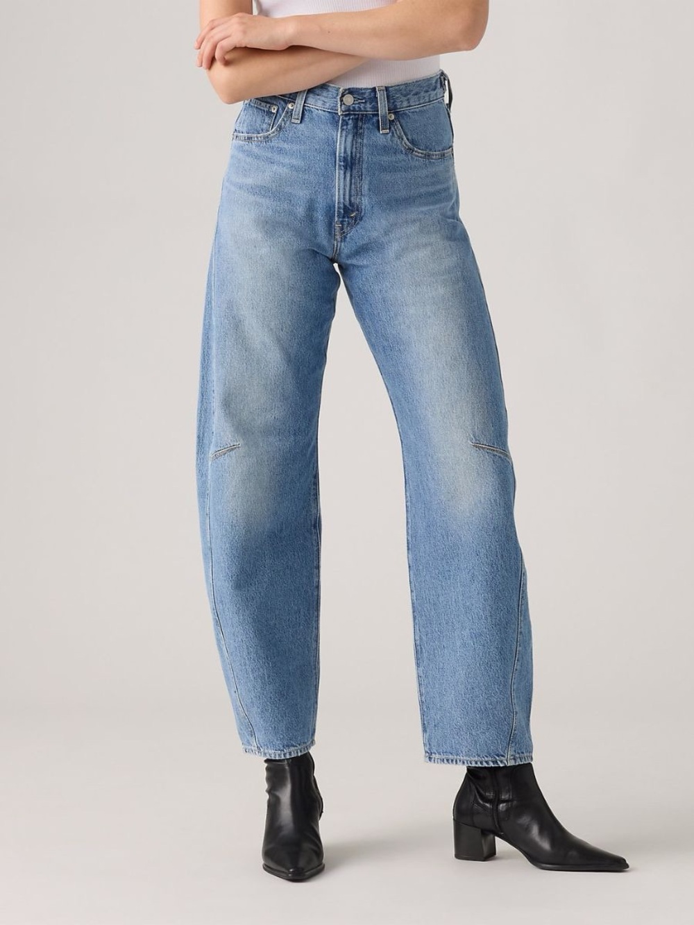 Levis Classic Light Blue High-Rise Barrel Cinch Waist Jeans